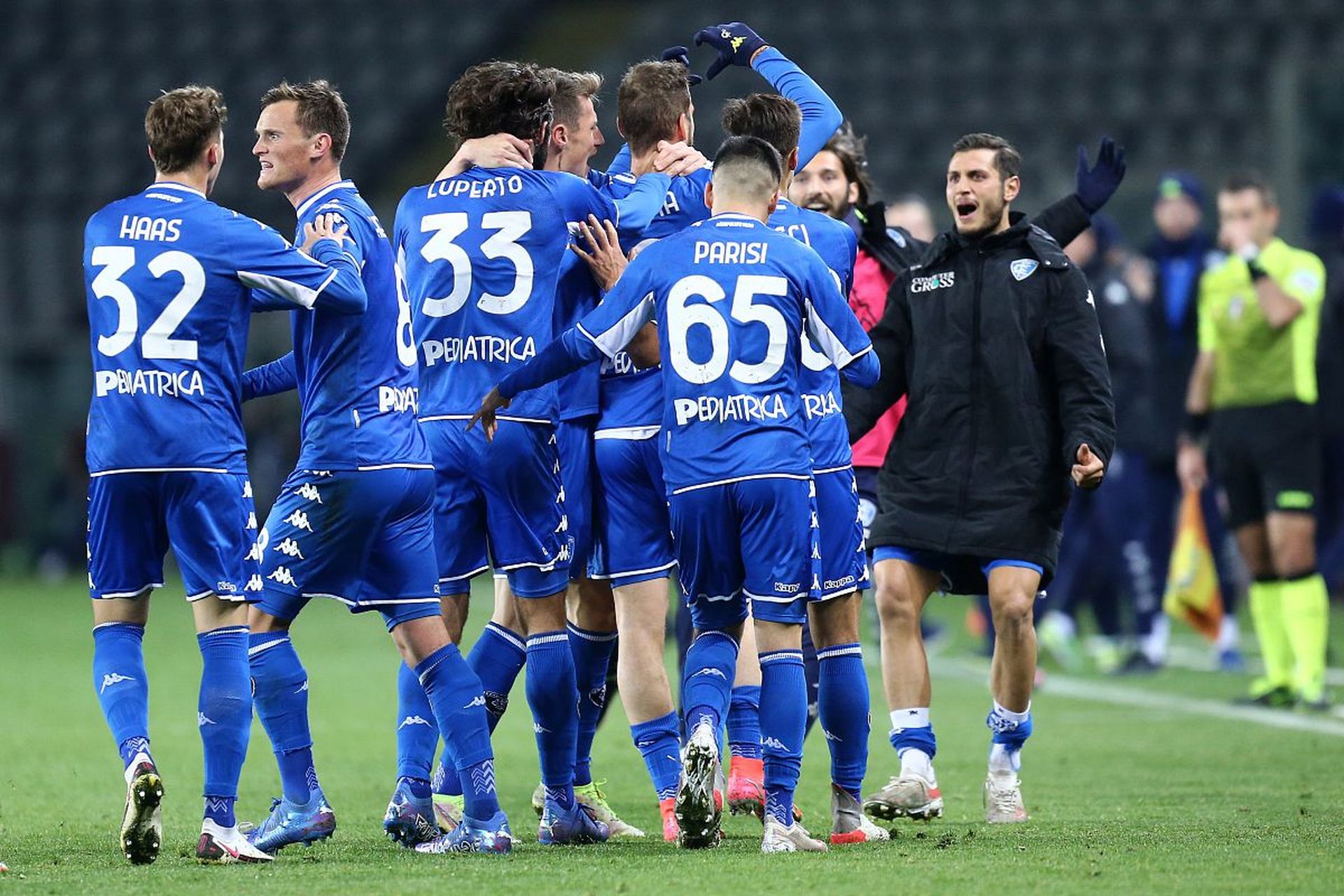 队凝聚力 队凝聚力